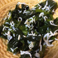 ＊dora＊'s cooksnap of when they made あと一品♪わかめとしらすの酢の物.