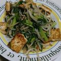 tarasuke's cooksnap of when they made 豆腐とニラともやしの炒め物.