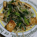 tarasuke's cooksnap of when they made 豆腐とニラともやしの炒め物.