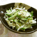 ☆Rokko☆'s cooksnap of when they made 大根ときゅうりの塩昆布和え.
