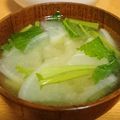 うぅこちゃん's cooksnap of when they made かぶの葉と大根の白味噌汁(妊婦さんにも).
