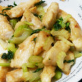 ひなたこやき's cooksnap of when they made 鶏ささみとセロリのトロっと中華風炒め.