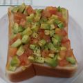 さーパパ's cooksnap of when they made アボカドとトマトのトースト.