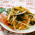 赤い電話's cooksnap of when they made もやしと人参とわかめの簡単ナムル.