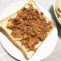 ♡кауо♡'s cooksnap of when they made 揚げ玉で☆きな粉クランブル風？トースト.