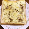 瑠依子's cooksnap of when they made ＊普通にうまいチーズトースト＊.