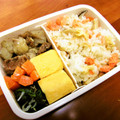トクライ's cooksnap of when they made 簡単☆鮭ときのこのバター醤油炊き込みご飯.