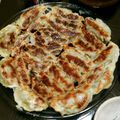 おいちゃんこっぺ's cooksnap of when they made 真ん中までパリッとカリッと♪羽根つき餃子.