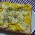cherilin's cooksnap of when they made 超簡単♪たまチートースト.
