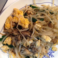 ムーヒツジ's cooksnap of when they made もやしと舞茸と卵炒め.