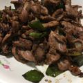 くろさとる's cooksnap of when they made □簡単□砂肝とピーマンのガリバタ炒め.