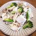 たけちゃん◎'s cooksnap of when they made ココナッツオイルでエスニック塩焼きそば.