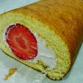 myamaym's cooksnap of when they made ❁しっとりふわふわ苺のロールケーキ❁.