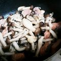 ぽぴぽぴ's cooksnap of when they made ダシダで、しめじ＋ウインナー炒め.