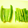 アイリッシュショコラ's cooksnap of when they made お試しあれ～！簡単！ピーマンの細切り方法.