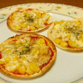 はたらくゆさこまち's cooksnap of when they made あまった餃子の皮で！簡単ミニピザ.