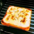 カナン★'s cooksnap of when they made 水切りヨーグルトで☆チーズケーキトースト.