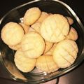 じゅ～ま～'s cooksnap of when they made 材料④すぐできる！❀メロンパンクッキー❀.