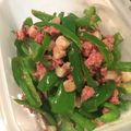リカ1000's cooksnap of when they made ピーマンのコンビーフハッシュ炒め.