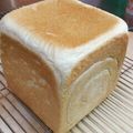 たにたーに's cooksnap of when they made 私の豆乳食パン.