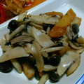 umizora's cooksnap of when they made きのこのバター生姜焼き.