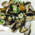 ✴︎こっこ✴︎'s cooksnap of when they made ３分でできる☆あさりの酒蒸し.