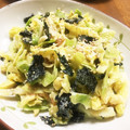 YUKIKI☆'s cooksnap of when they made レタスの梅マヨ海苔胡麻和え.