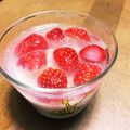 kanako11☆☆'s cooksnap of when they made 簡単!!牛乳＆いちごゼリー.