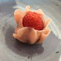 ayairaku's cooksnap of when they made お花見に簡単♡いちご大福風クレープ包み♡.