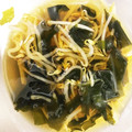 クックTMG8U5☆'s cooksnap of when they made 簡単☆混ぜるだけ！もやしとわかめの酢の物.