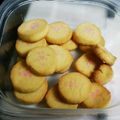 yukta's cooksnap of when they made 余った卵黄de塩くっきー★☆彡.