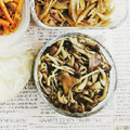 塚さんちのレシピ's cooksnap of when they made 我が家の常備菜　酒塩きのこ.