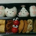 河了貂's cooksnap of when they made ひな祭りキャラ弁☆簡単なお内裏様とお雛様.