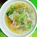 U・R・D's cooksnap of when they made 簡単！美味しい！さっぱりレタスのスープ.