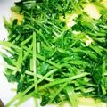 ばぶﾁｬﾝ's cooksnap of when they made 豆苗のニンニクしょう油炒め.