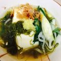 MKcharge's cooksnap of when they made 湯豆腐はめかぶダシで☆汁まで食す(๑´ڡ.