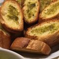 mame♩ta's cooksnap of when they made バジル香るガーリックトースト.