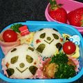 ゆりりんこママ's cooksnap of when they made キャラ弁＊簡単♪パンダちゃんおにぎり弁当.