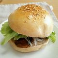 あだつ's cooksnap of when they made おうちで✿モ○風✿照り焼きチキンバーガー.