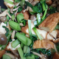 しーかくん244's cooksnap of when they made 厚揚げしめじ小松菜のオイスターソース煮.