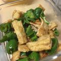 makosaka's cooksnap of when they made ピーマンと油揚げのバター醤油ピリ辛炒め.