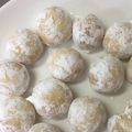 りさみんとん's cooksnap of when they made ホワイトチョコのスノーボール.