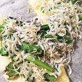 ゆりママ819's cooksnap of when they made しらすと菜の花のマルゲリータピザ.