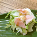 二角形's cooksnap of when they made 超簡単！かぶとハムとレタスのサラダ.