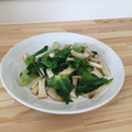 2525ミーたん's cooksnap of when they made 大量消費！レタスの外葉簡単炒め.