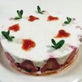papikun's cooksnap of when they made 簡単★ラブリーストロベリーレアチーズ.