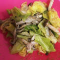 123⁎'s cooksnap of when they made しめじとキャベツのごま和え.