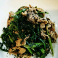 kana叶's cooksnap of when they made 豚肉と春菊のゴマ炒め.