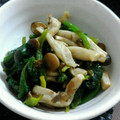 4double5's cooksnap of when they made 簡単ほうれん草としめじのおひたし.