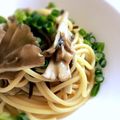 hiroerico's cooksnap of when they made 舞茸と塩昆布の和風パスタ☆.